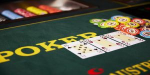 Game Đánh Bài Poker Đổi Thưởng